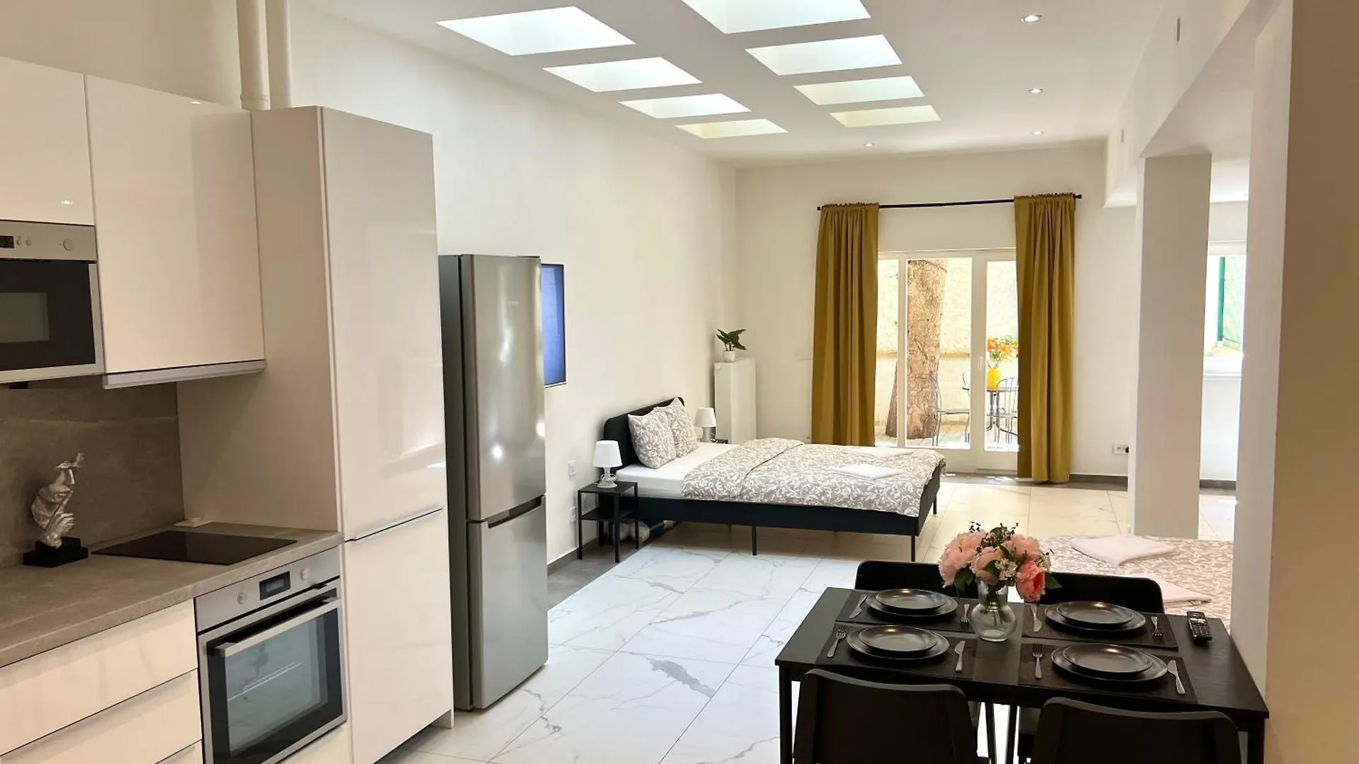 Urban Loft & Courtyard location